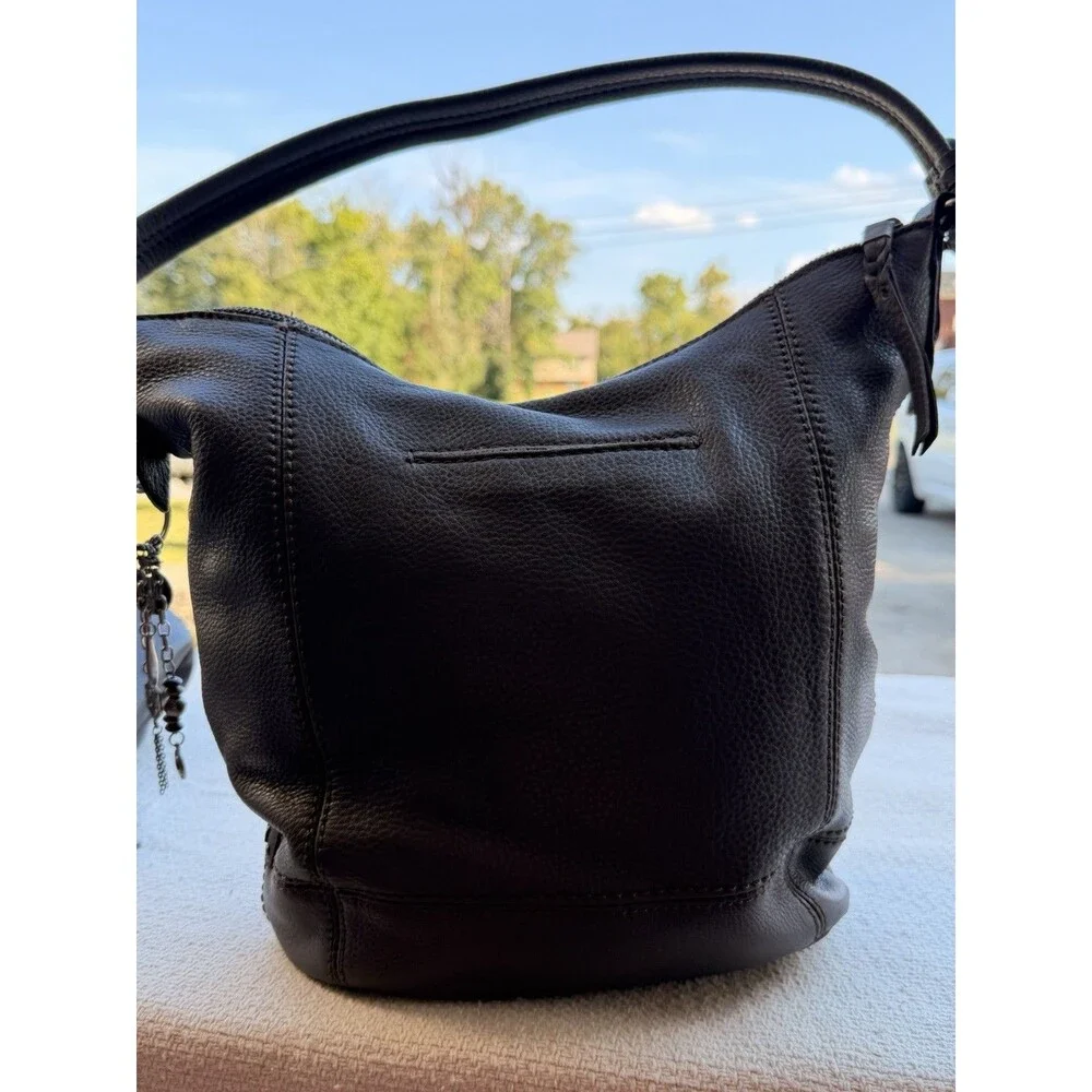 The Sak Gray Pebbled Shoulder Bag Zip Closure Shoulder Strap Inner Pockets
